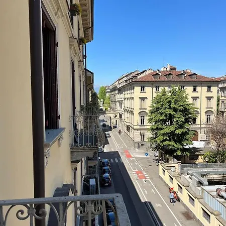 Hostdomus - Blue House Daire Torino